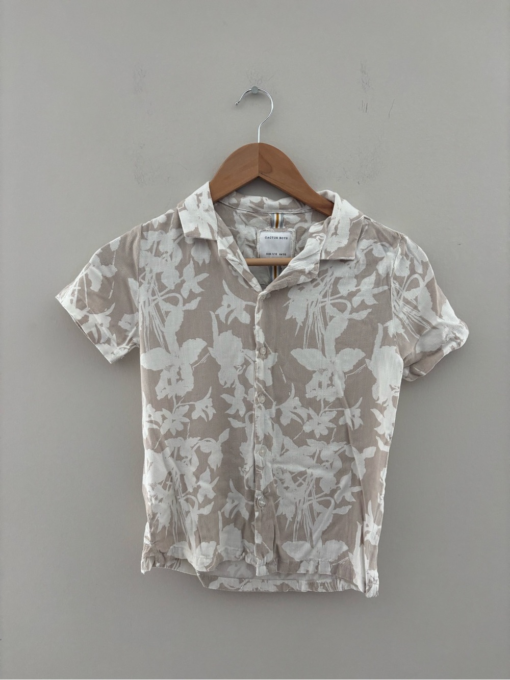 Cactus Boys Linen Blend Floral Button Up Shirt Size 11/12 Beige Tropical Shirt